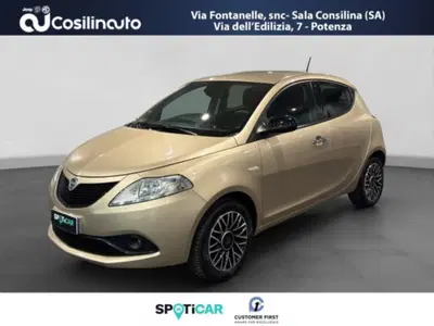 Lancia Ypsilon 1.0 FireFly 5 porte S&amp;S Hybrid Gold Plus del 2020 usata a Sala Consilina