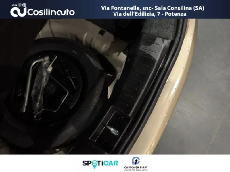 Lancia Ypsilon usata a Salerno (19)