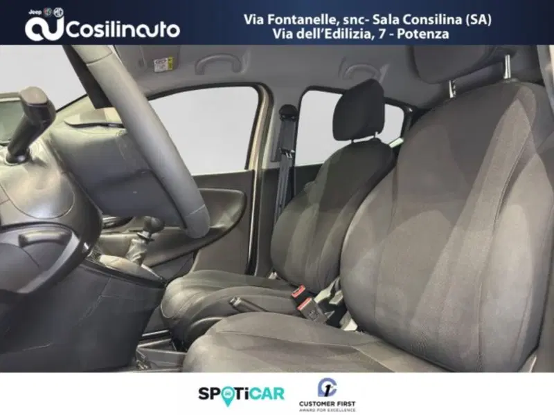 Lancia Ypsilon usata a Salerno (9)