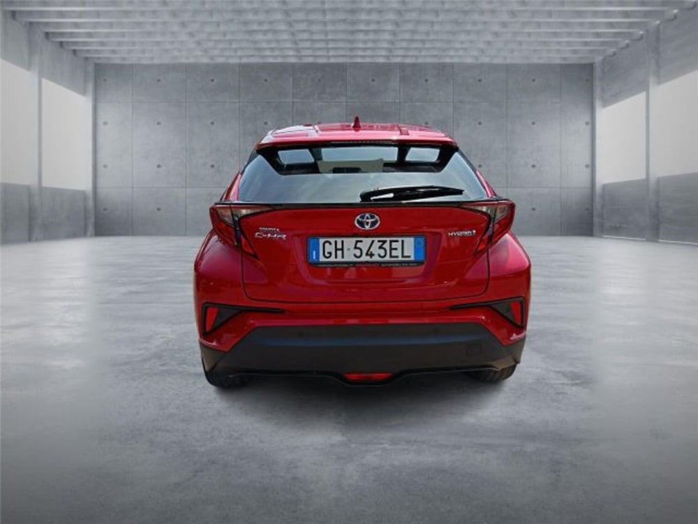 Toyota Toyota C-HR usata a Bari (5)