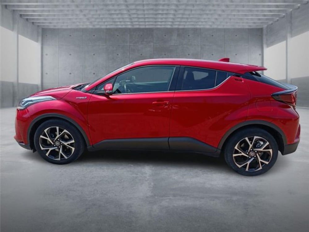 Toyota Toyota C-HR usata a Bari (7)