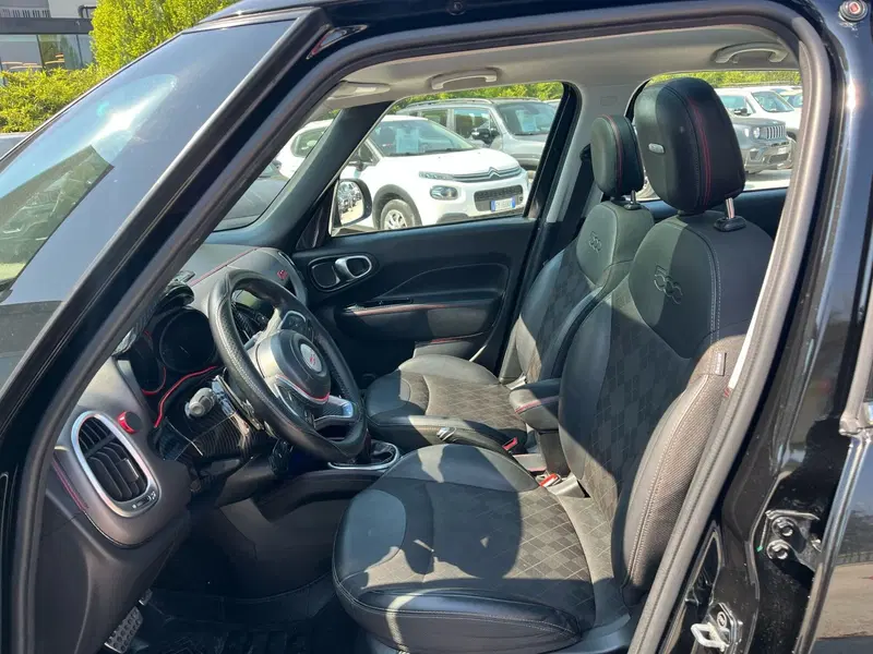 Fiat 500L usata a Milano (12)