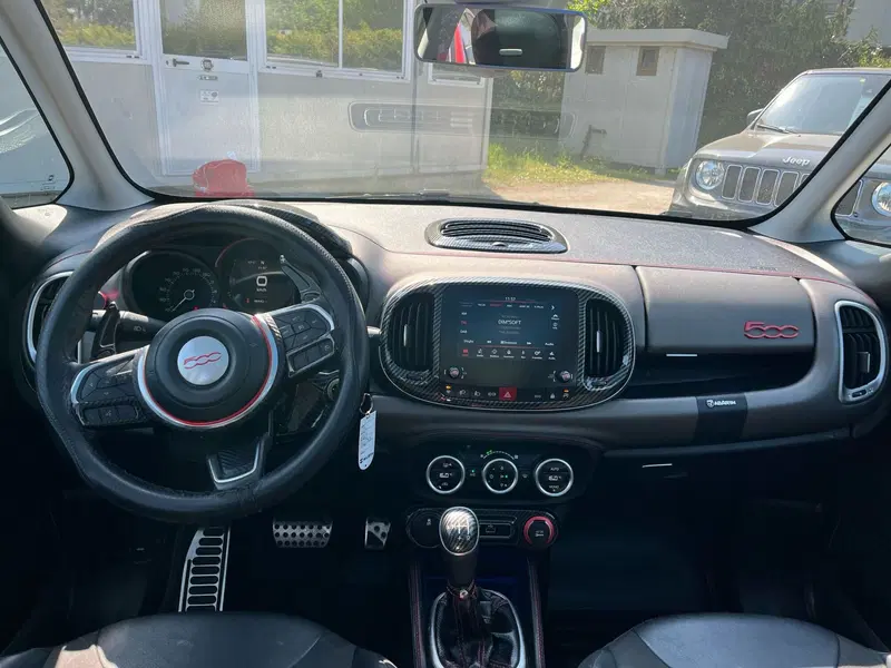 Fiat 500L usata a Milano (18)