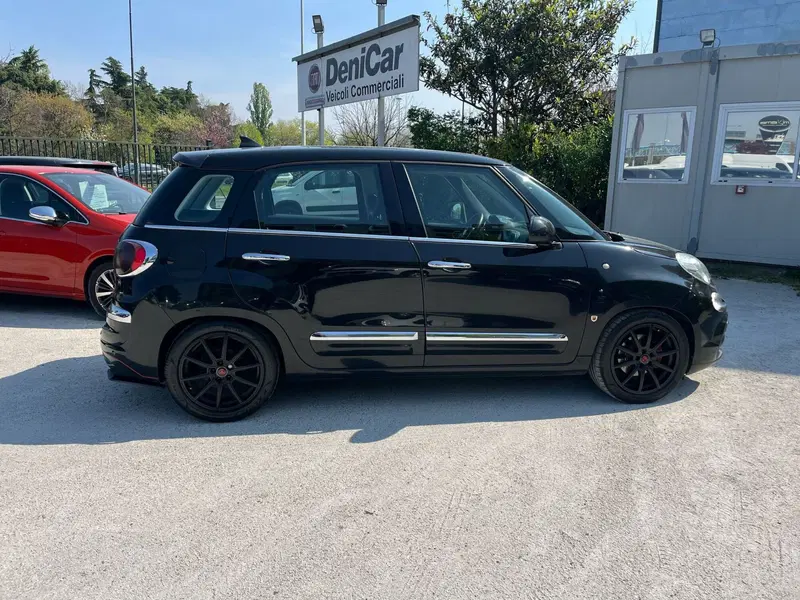 Fiat 500L usata a Milano (5)