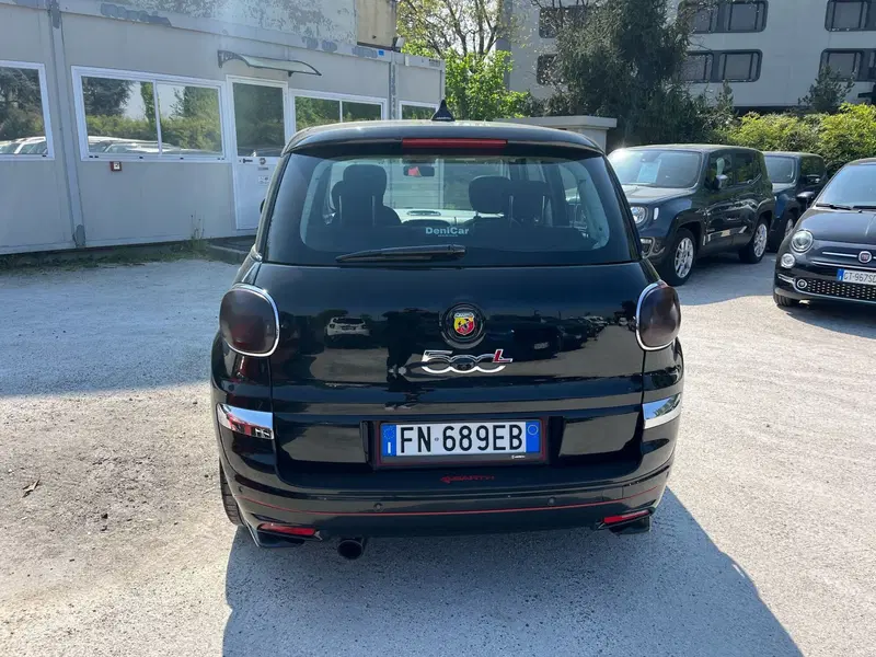 Fiat 500L usata a Milano (9)