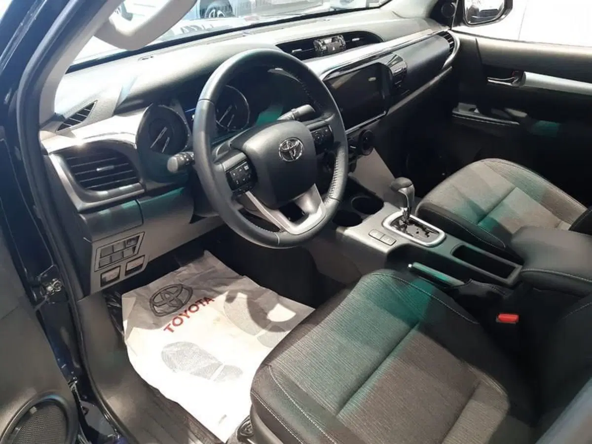 Toyota Hilux nuova a Vicenza (10)