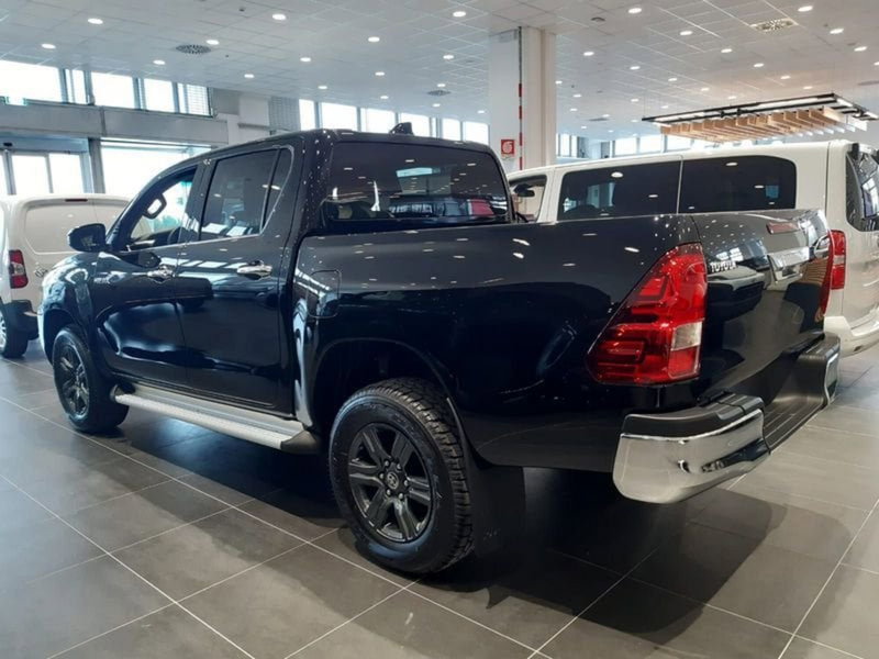 Toyota Hilux nuova a Vicenza (4)