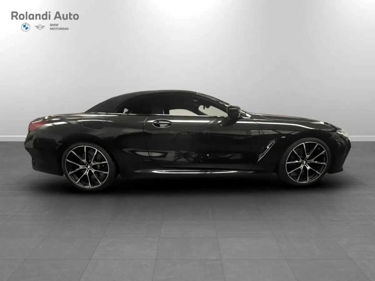BMW Serie 8 Cabrio usata a Alessandria (13)