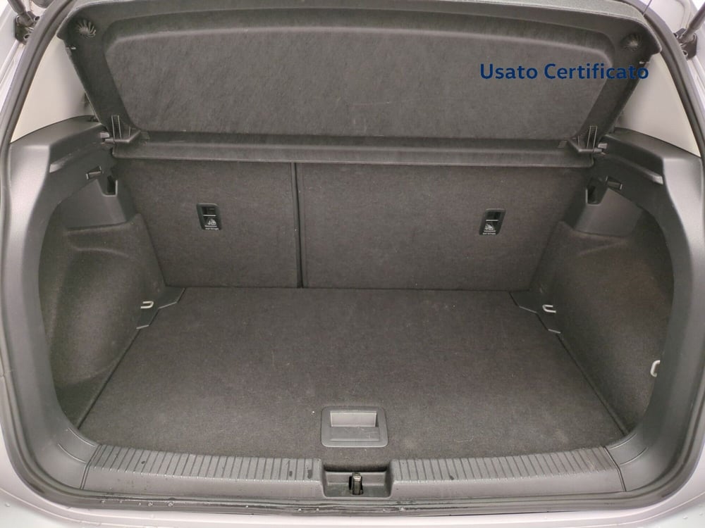 Volkswagen T-Cross usata a Avellino (8)