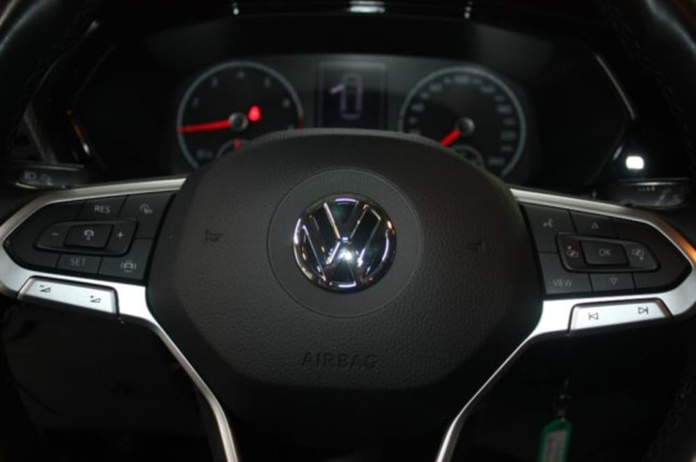 Volkswagen T-Cross usata a Viterbo (9)