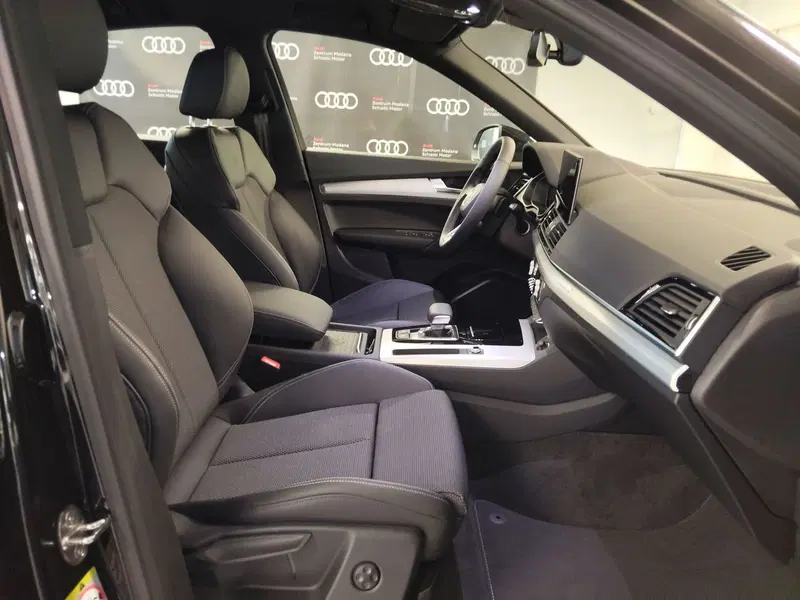 Audi Q5 Sportback nuova a Modena (15)