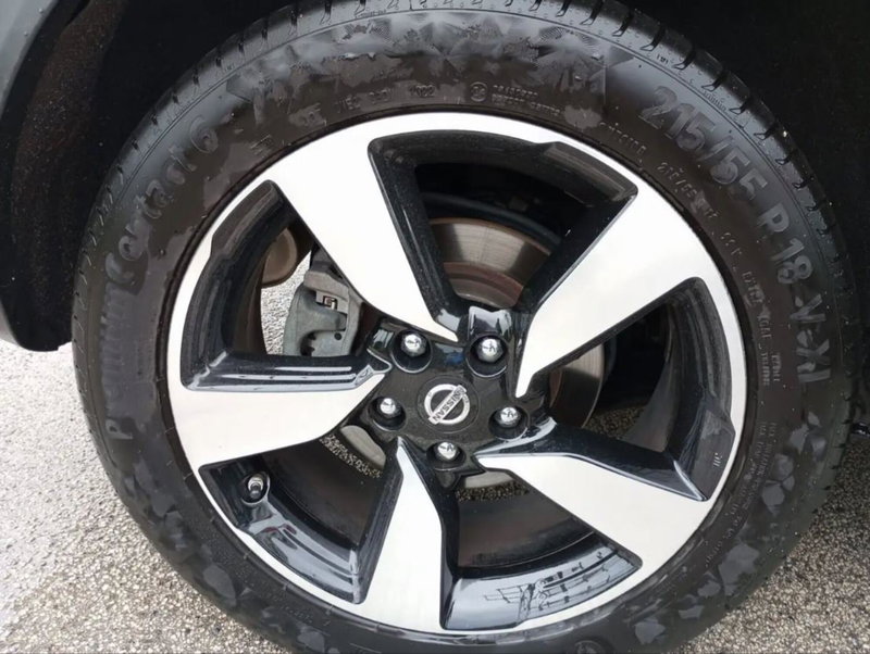 Nissan Qashqai usata a Latina (4)