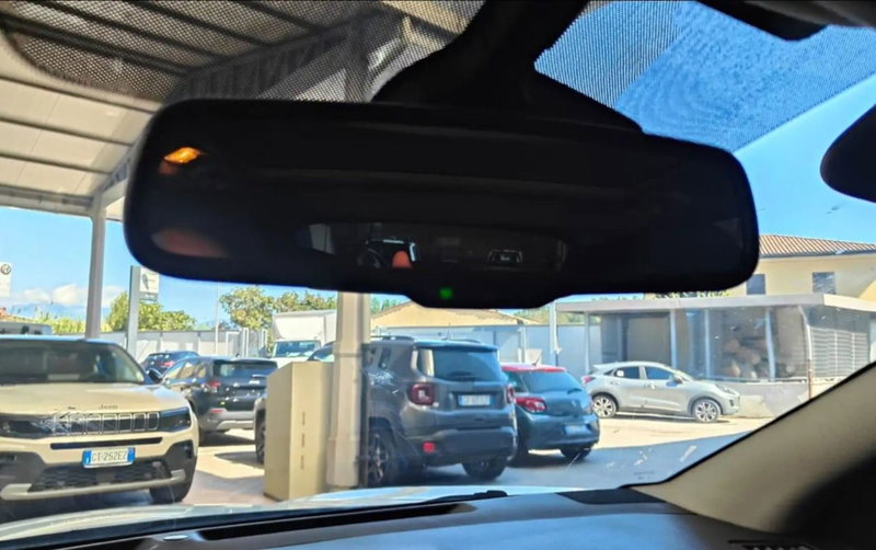 Nissan Qashqai usata a Latina (9)