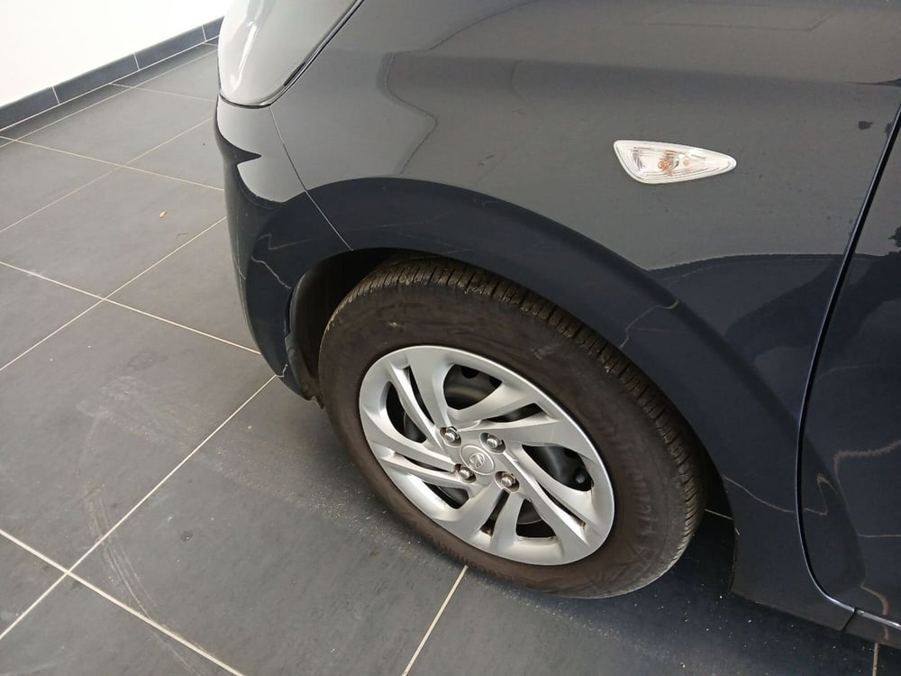 Hyundai i10 usata a Roma (11)