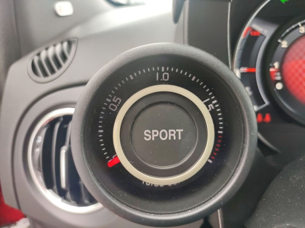 Abarth 695 nuova a Roma (15)
