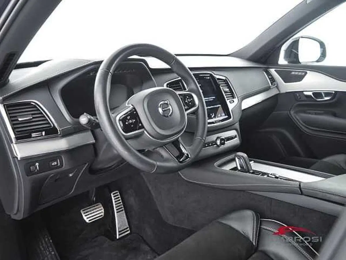 Volvo XC90 usata a Perugia (8)