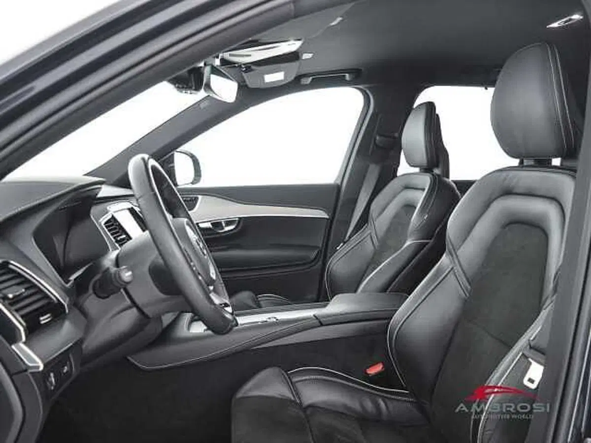 Volvo XC90 usata a Perugia (9)
