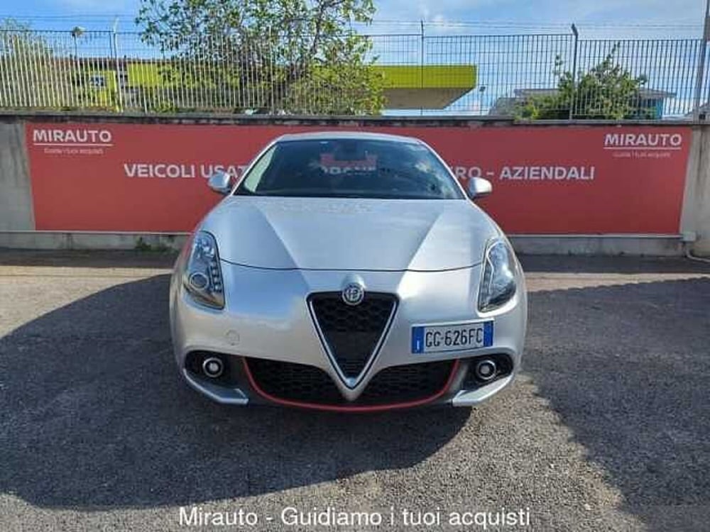 Alfa Romeo Giulietta usata a Roma (2)