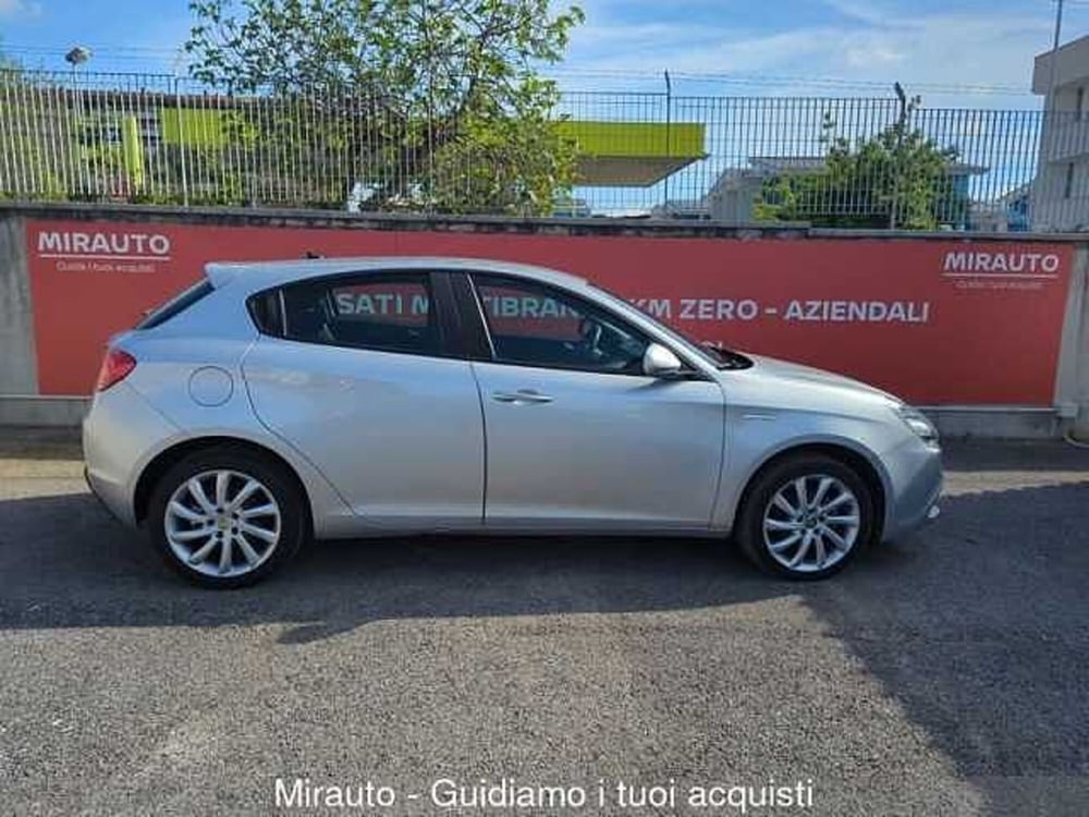 Alfa Romeo Giulietta usata a Roma (6)