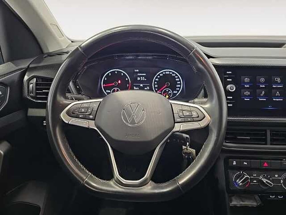 Volkswagen T-Cross usata a Lecco (11)