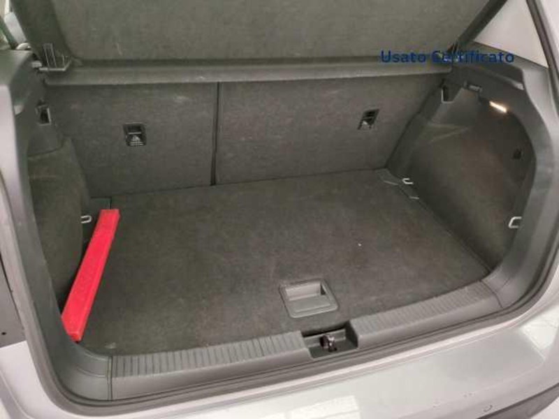 Volkswagen T-Cross usata a Avellino (8)