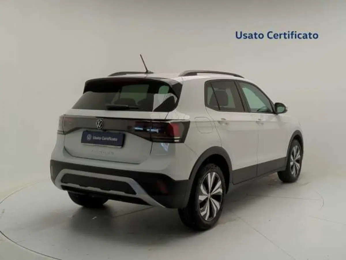 Volkswagen T-Cross nuova a Avellino (7)