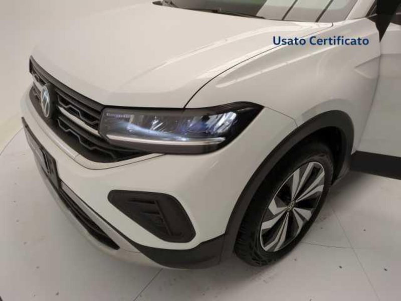 Volkswagen T-Cross nuova a Avellino (9)