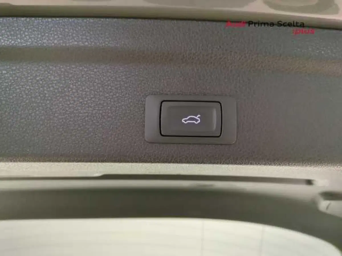 Audi Q3 Sportback usata a Avellino (9)
