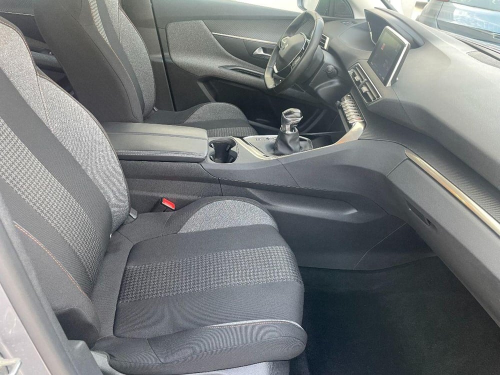 Peugeot 3008 usata a Lecce (16)