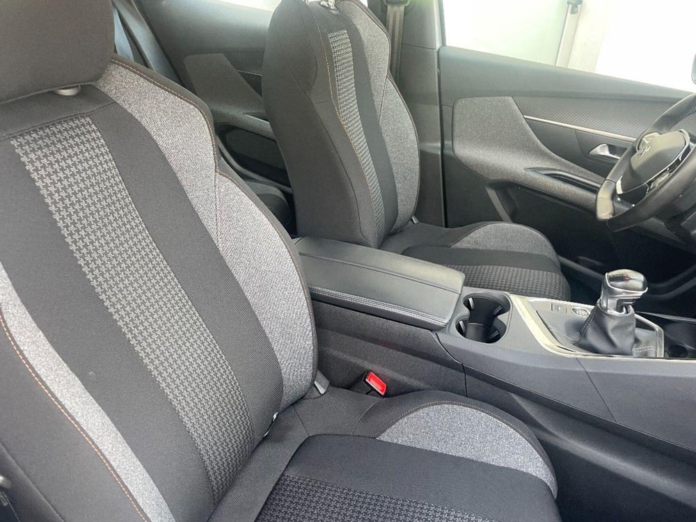 Peugeot 3008 usata a Lecce (17)