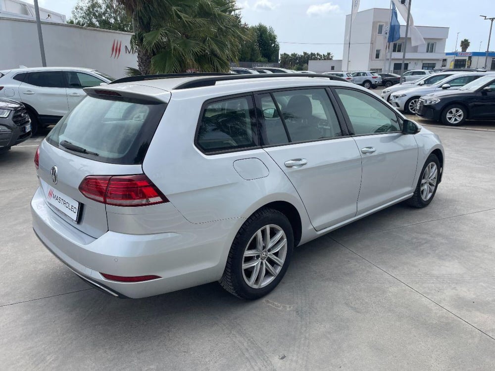 Volkswagen Golf Variant usata a Lecce (12)