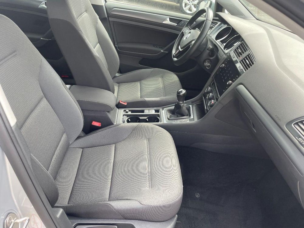 Volkswagen Golf Variant usata a Lecce (19)