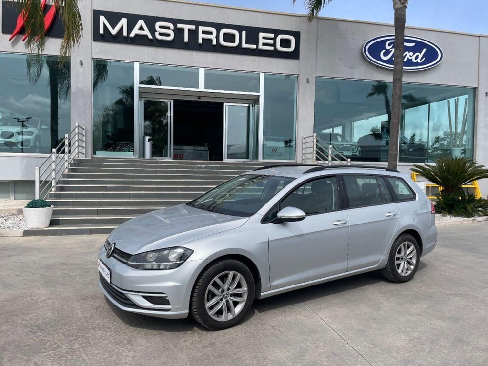 Volkswagen Golf Variant usata a Lecce (4)