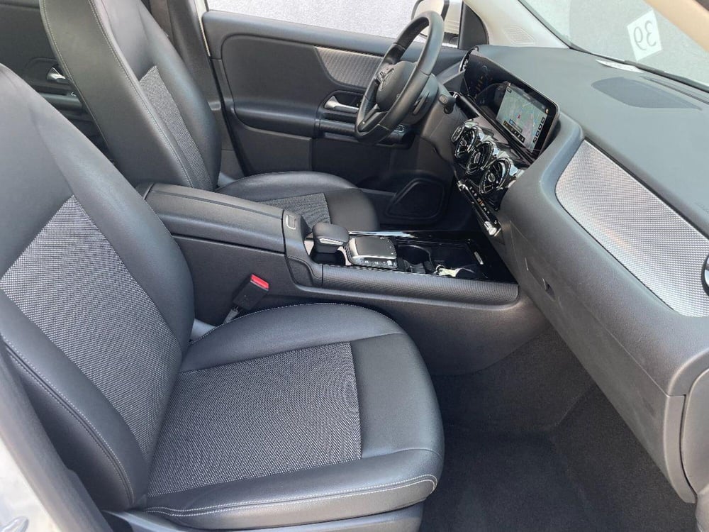 Mercedes-Benz GLA SUV usata a Lecce (19)
