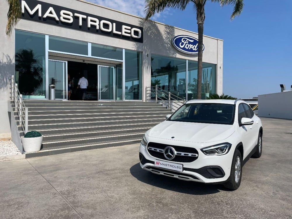 Mercedes-Benz GLA SUV usata a Lecce (3)