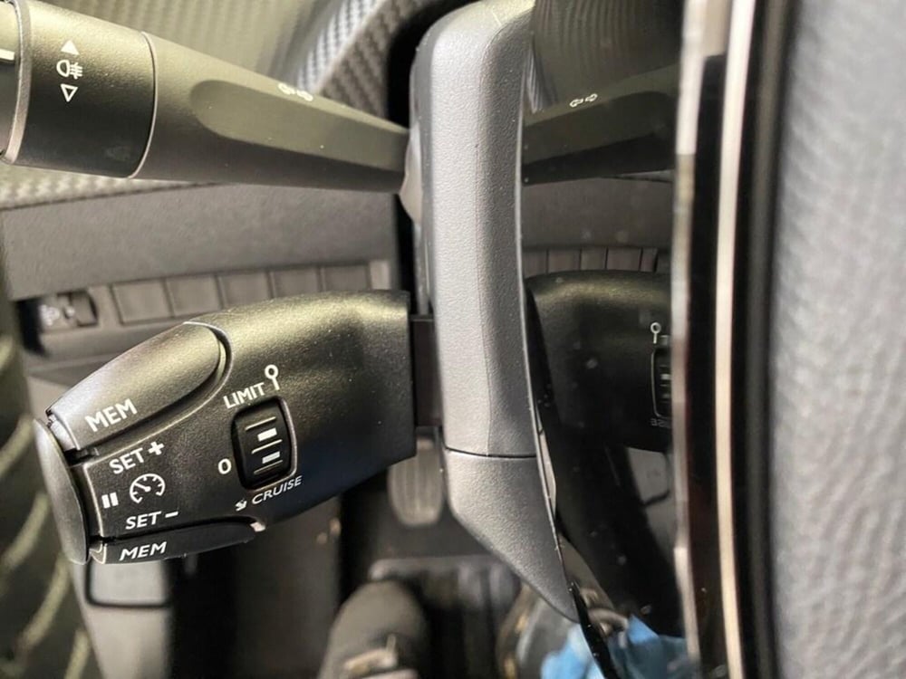 Peugeot 2008 nuova a Torino (14)