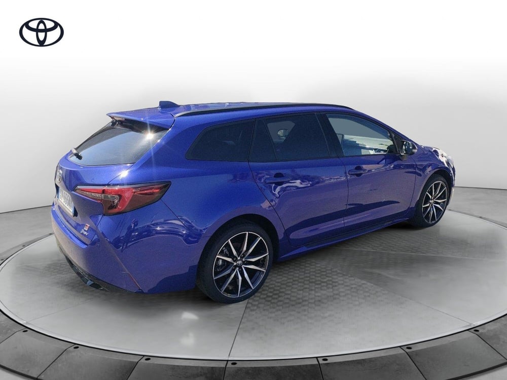 Toyota Corolla Touring Sports nuova a Catania (3)