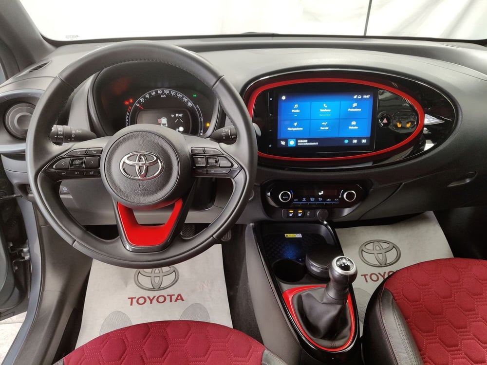 Toyota Aygo X usata a Roma (11)