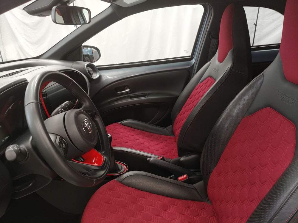 Toyota Aygo X usata a Roma (7)