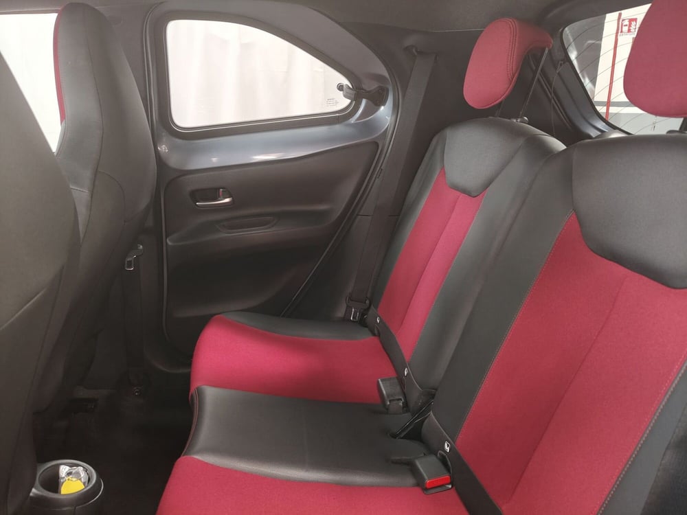 Toyota Aygo X usata a Roma (8)