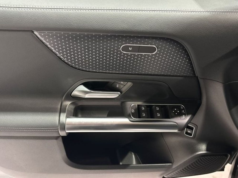 Mercedes-Benz GLA SUV nuova a Bologna (10)