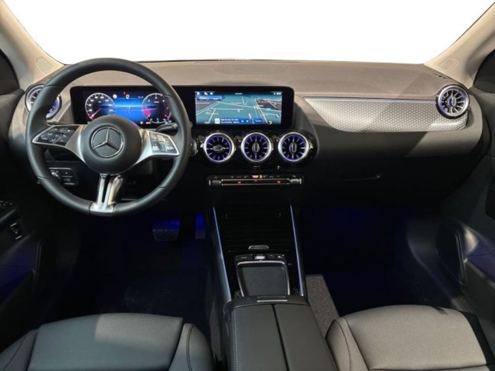 Mercedes-Benz GLA SUV nuova a Bologna (13)