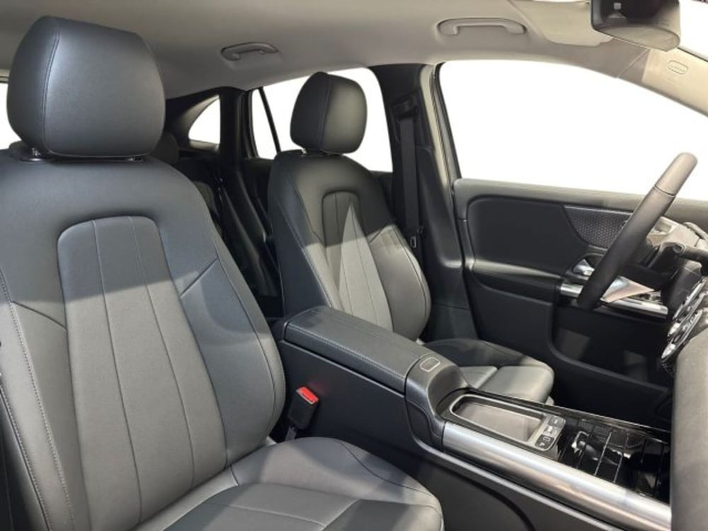 Mercedes-Benz GLA SUV nuova a Bologna (16)