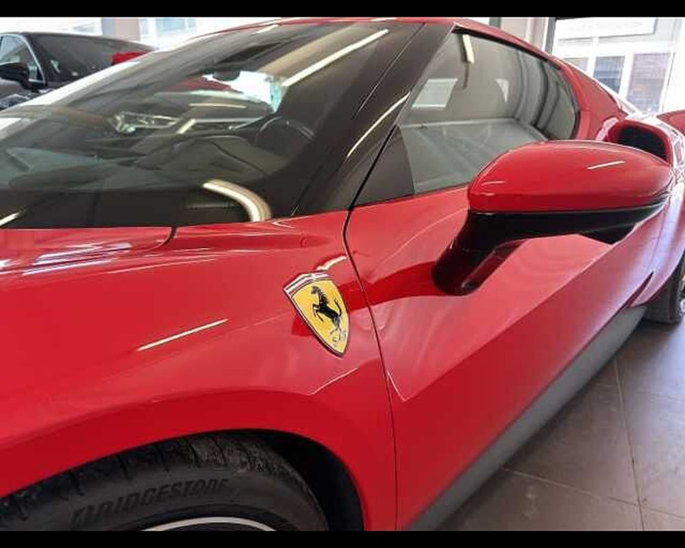 Ferrari 296 Spider usata a Roma (18)