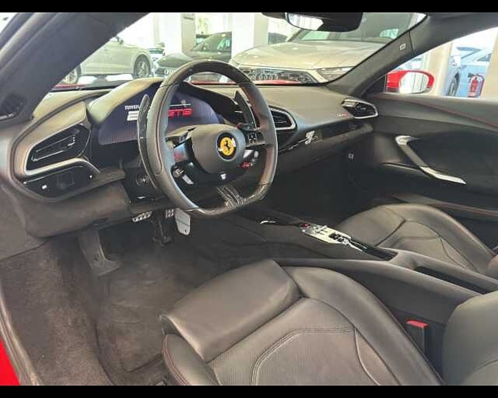 Ferrari 296 Spider usata a Roma (19)