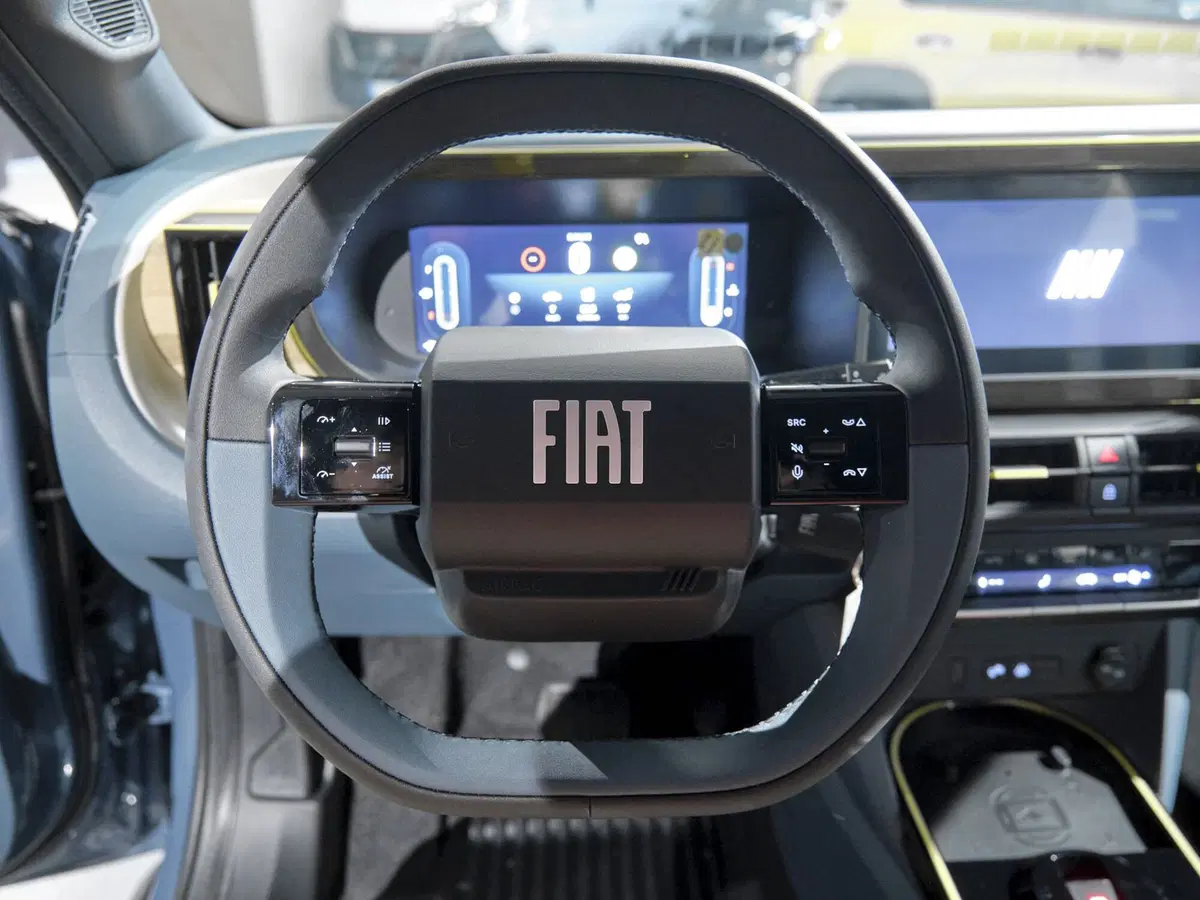 Fiat Grande Panda nuova a Prato (6)