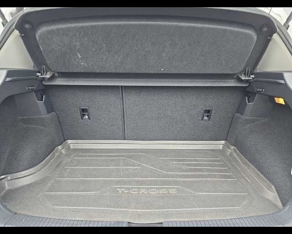 Volkswagen T-Cross usata a Roma (11)