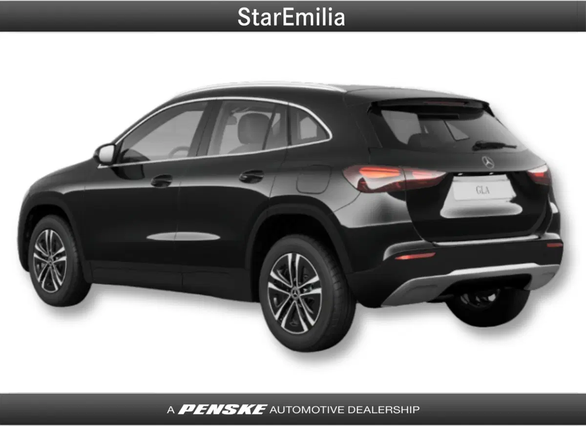 Mercedes-Benz GLA SUV nuova a Bologna (2)