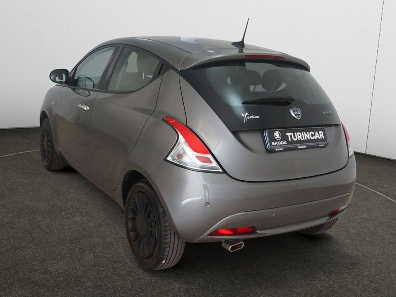 Lancia Ypsilon usata a Torino (4)