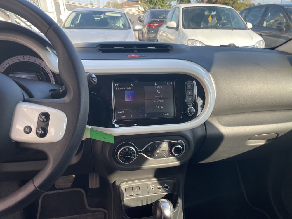 Renault Twingo usata a Roma (15)